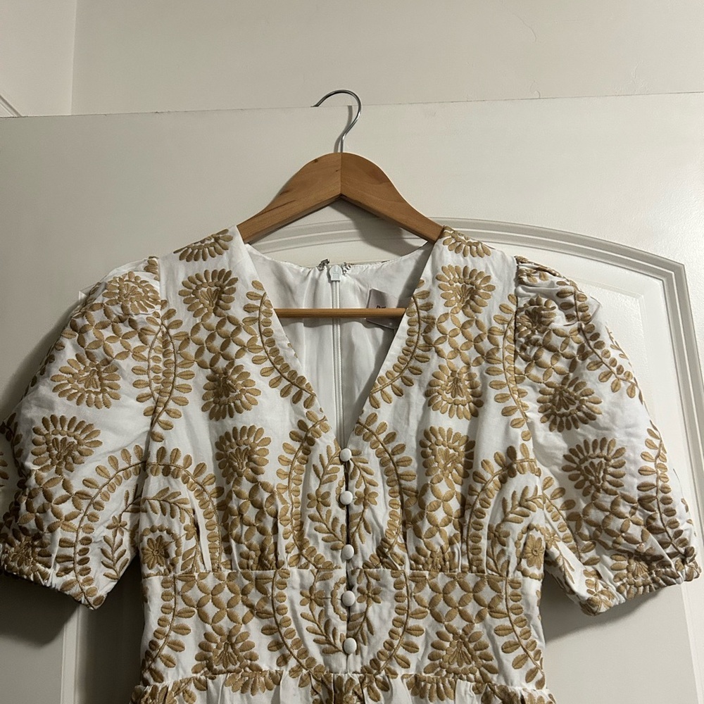 NWT Adelyn Rae Eyelet Embroidered Puff Short Sleeve V-Neck Midi Dress brand new - Picture 6 of 7